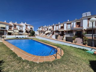 Casa adosada en venta en Almuñecar en Almuñécar
