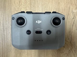 Dron DJI Mini 2 SE Fly More Combo