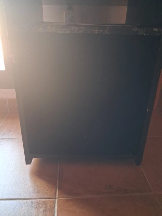 Tocadiscos y Mueble Negro