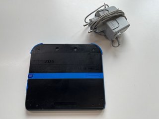 Nintendo 2DS + 40 juegos