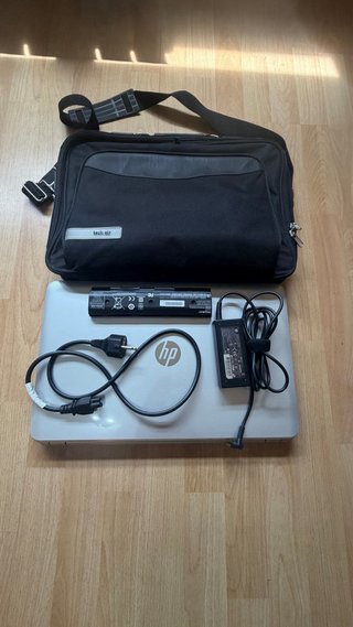 Portátil HP Gris/Plateado no arranca