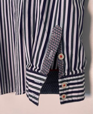 Camisa de rayas Lloyd's Talla 50.