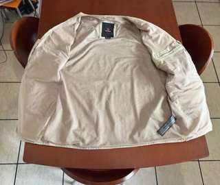 Chaleco beige multi-bolsillos