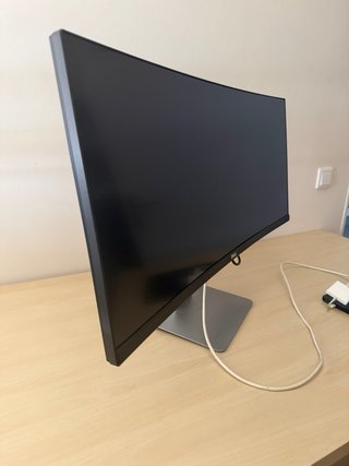 Monitor Curvo Dell UltraWide 34” QHD IPS