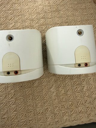 Altavoces Bose Blancos.