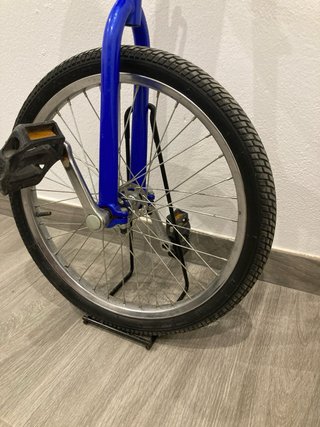 Uniciclo monociclo azul