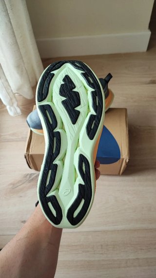 Asics Superblast