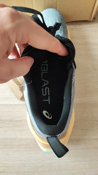 Asics Superblast