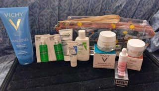 Pochette 9 minisize viso e corpo CeraVe, Filorga,