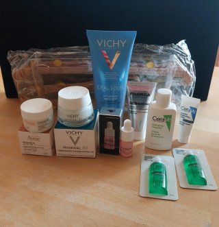Pochette 9 minisize viso e corpo CeraVe, Filorga,