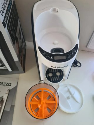 Baby Brezza Formula Pro Advanced como nueva