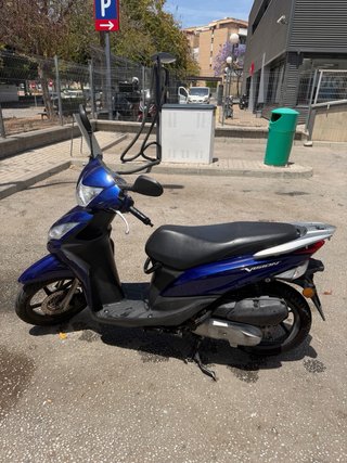 Honda Vision Azul - Moto Scooter Automática