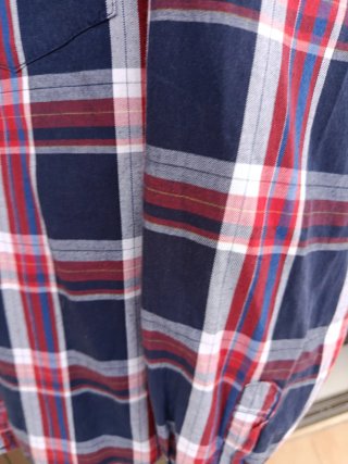 Camisa Tommy Hilfiger cuadros azul y rojo