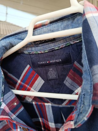 Camisa Tommy Hilfiger cuadros azul y rojo