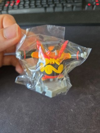 Figura Pokémon Tomy