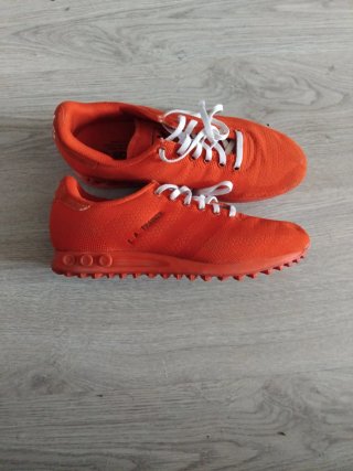 Zapatillas Adidas rojo