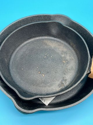 Set di padelle in ghisa Navaris per induzione