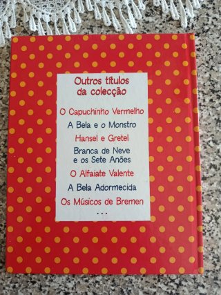 O gato das botas/ O Capuchinho Vermelho