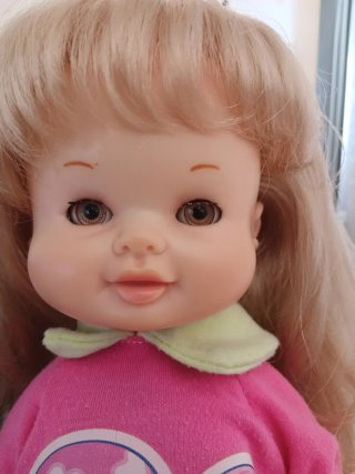 Muñeca Maleny de famosa, ojos margarita