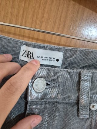 Vaqueros Zara metalizados t.36