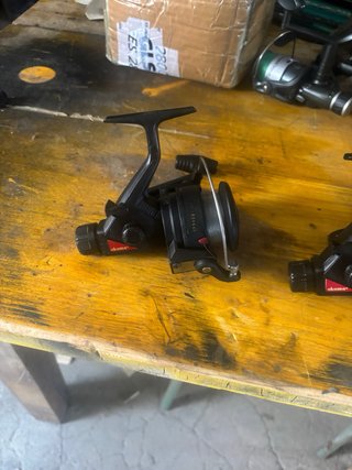 2 carretes de pesca Okuma