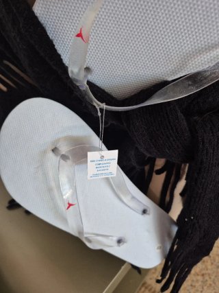 Chanclas Usuaia Bershka H&M Zara