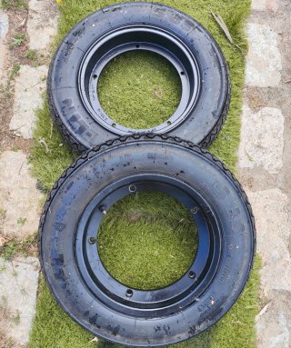 Juego Llantas Vespa/LML SIP 3.50-10 + goma Micheli
