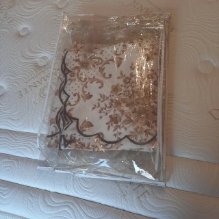 Copriletto beige e marrone matrimoniale