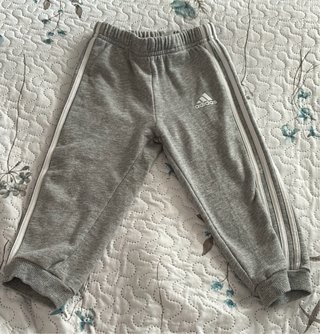 Chándal Adidas bebé rosa y gris