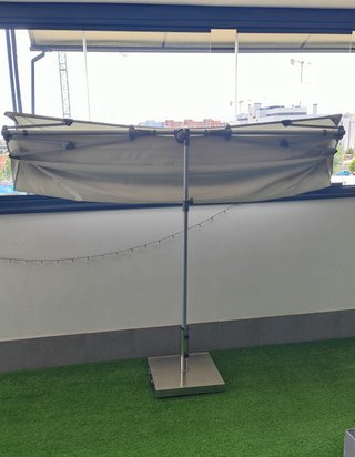 Parasol Suncomfort Flex Roof + Base parasol Altea