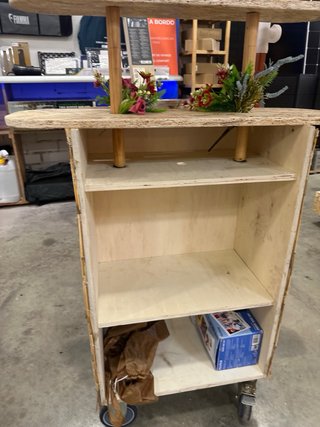 Mueble expositor para eventos