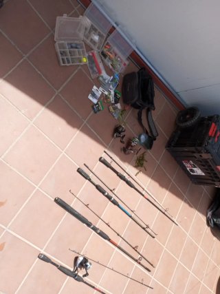 Lote de cañas de pescar