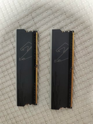Memoria RAM Gigabyte AORUS DDR4 3733MHz 16GB