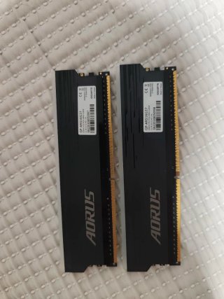 Memoria RAM Gigabyte AORUS DDR4 3733MHz 16GB