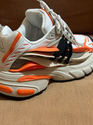 Zapatilla Adidas NMD R1 Naranja Blanco