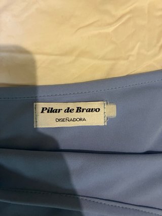 Vestido largo azul cielo con abertura