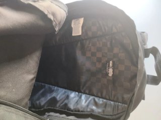 Mochila Vans + Gorra Vans