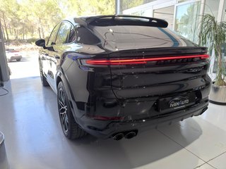 PORSCHE Cayenne Coupé E-Hybrid Black Edition
