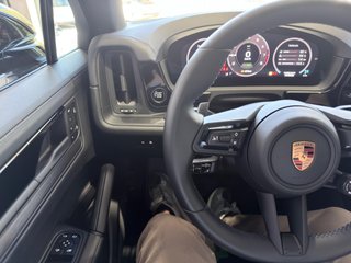 PORSCHE Cayenne Coupé E-Hybrid Black Edition