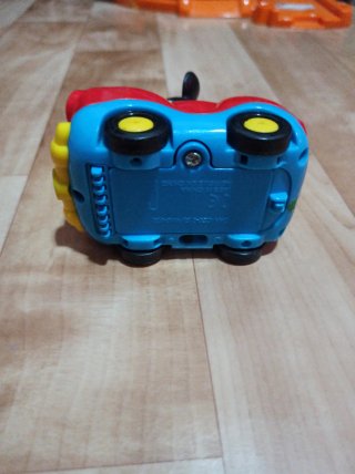 Coche Mickey Vtech Tuc Tuc Luces y Sonidos