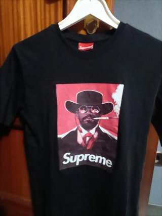 Camiseta Supreme Talla S Negra
