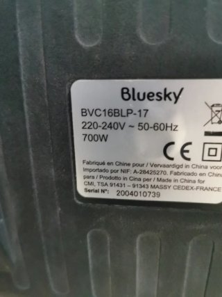 Aspiradora Bluesky con manguera
