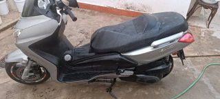 TGB 250 Maxi Scooter Automática Plata
