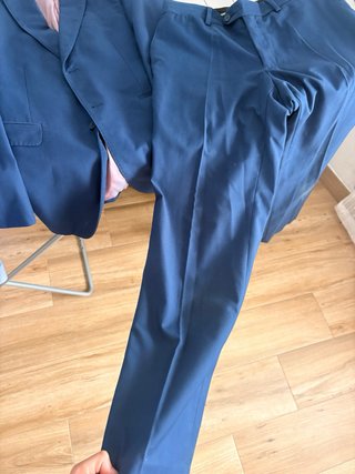 Traje azul chaqueta y pantalón