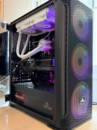 PC GAMING Ryzen 7 RX 7600XT 16GB 2TB SSD 32GB RAM
