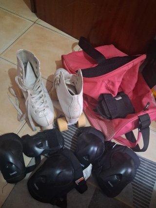 Patines 4 ruedas chica Oxelo Talla 37
