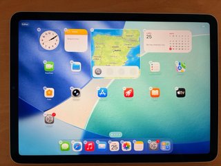 iPad Air 5ª Gen (2022) • Chip M1 • 64GB