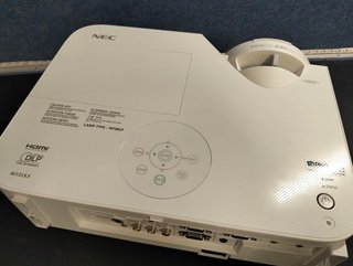 Proyector NEC NP-M333XSG DLP XGA 3300 Lúmenes
