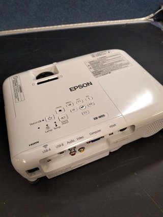 Proyector Epson EB-W05 WXGA 3300 lm 3LCD
