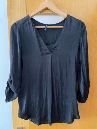 Blusa Stradivarius manga 3/4 negra Talla M